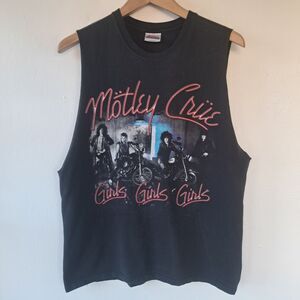 Vintage Hanes Motley Crue Large Mens Girls Cut Off Tank Top Graphic Band TShirt